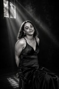 Photographe portrait artistique noir et blanc à Laon – élégance intemporelle en studio par Styl’art photo